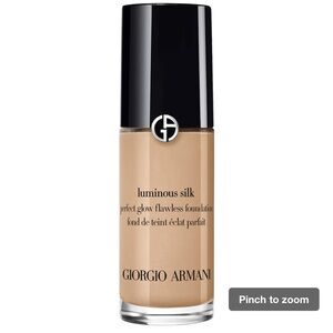NWT Giorgio Armani Luminous Silk Foundation - 4.25
